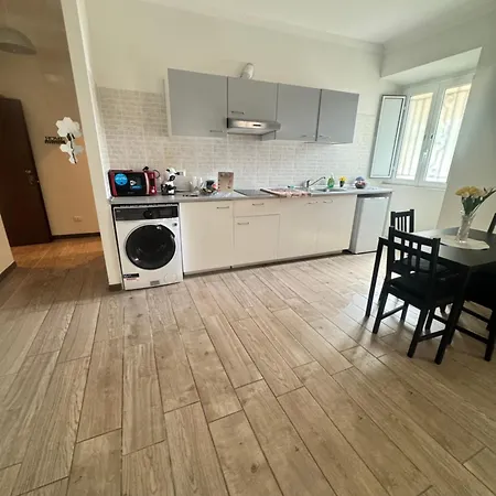 Re Di Apartman *